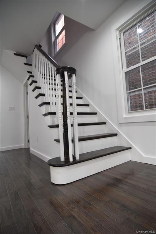 235 E 235th St, Bronx, NY 10470 - photo 7