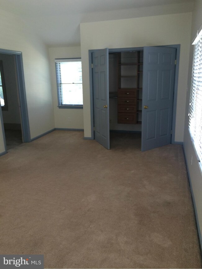 9901 River Rd, Potomac, MD 20854 - photo 3