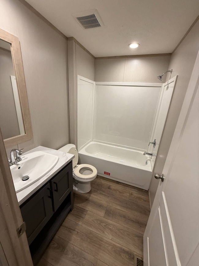 114 E Arlington Dr, Somerset, PA 15501 - photo 5