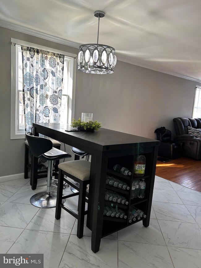 3250 Ryerson Cir, Halethorpe, MD 21227 - photo 7