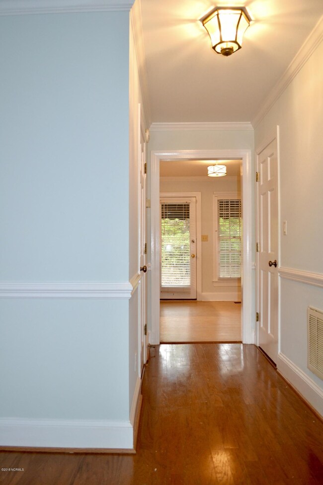 829 Corbett St, Winterville, NC 28590 - photo 5