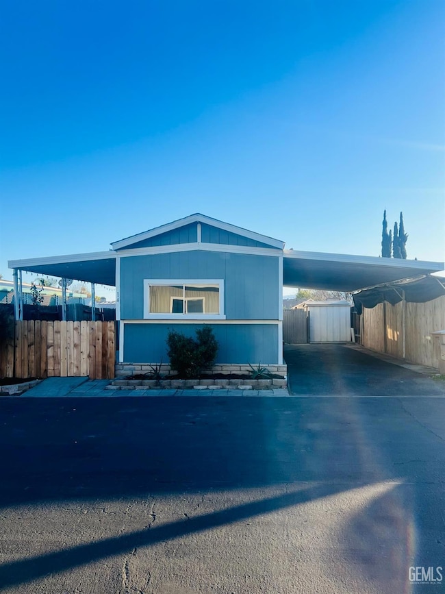 3535 Stine Rd unit 14, Bakersfield, CA 93309 - photo 2