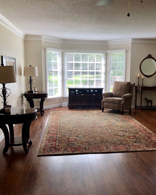 812 S Broad St unit 6, Thomasville, GA 31792 - photo 3