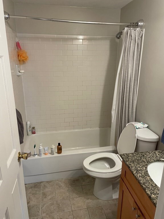 646 Main St unit A, Woburn, MA 01801 - photo 6