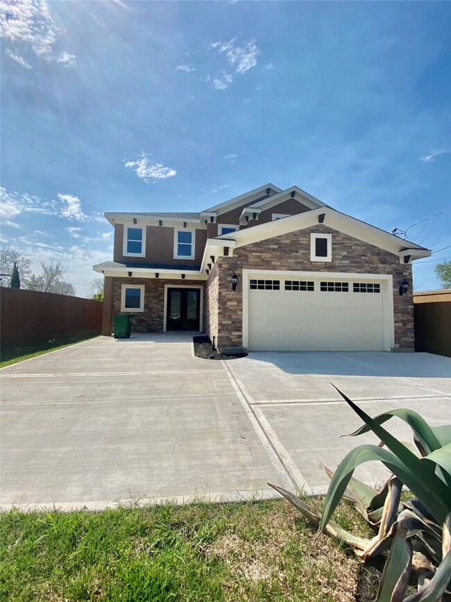 120 Palmyra St, Houston, TX 77022 - photo 5