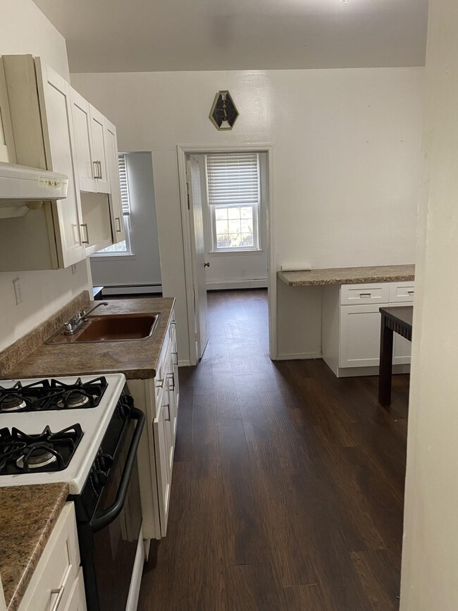 233 Linden Ave unit 2, Jersey City, NJ 07305 - photo 6