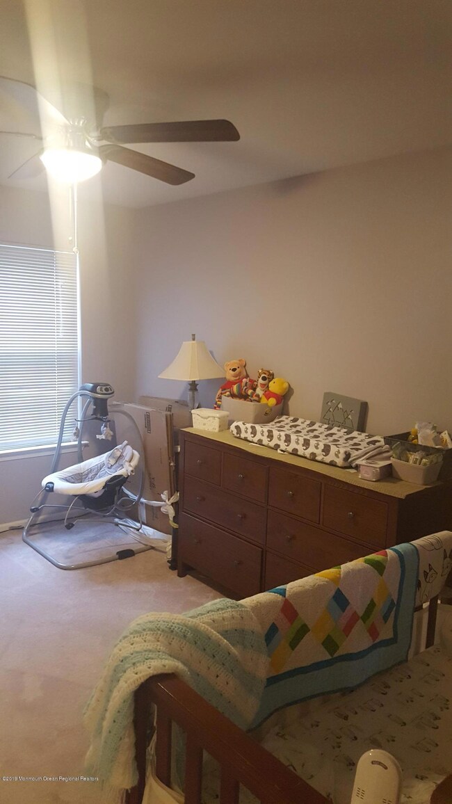 13 Fryer Ct unit 314, Hightstown, NJ 08520 - photo 5