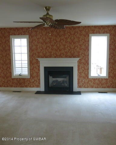 37 Stone Ridge Rd, Drums, PA 18222 - photo 2