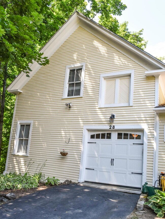 28 Winter St, Dexter, ME 04930 - photo 3