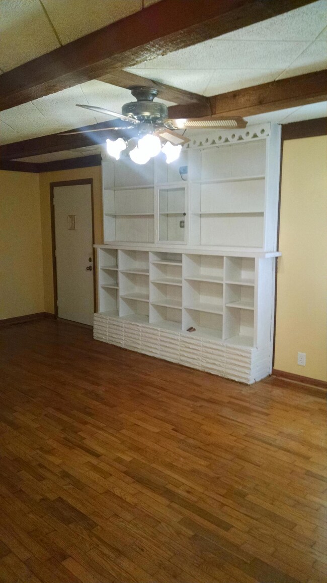 103 E South St, Nixa, MO 65714 - photo 3