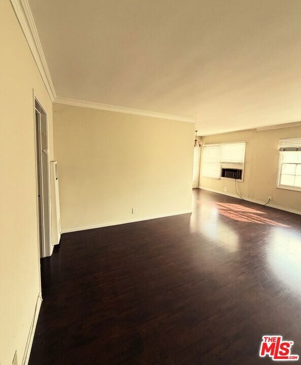 1242 Smithwood Dr unit 4, Los Angeles, CA 90035 - photo 5