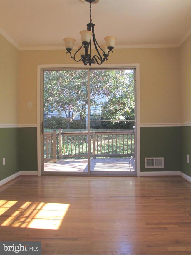 4213 Nutwood Way, Fairfax, VA 22032 - photo 4