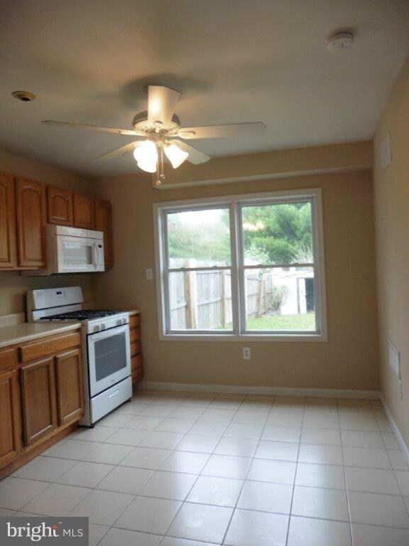 8502 Pioneer Dr unit B, Severn, MD 21144 - photo 5