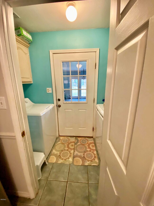 3E6DBB78-BE79-4BED-B8E1-53C9BA217C06