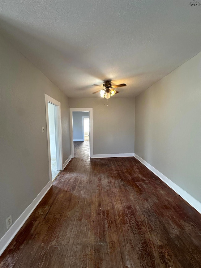 1657 Keeler Ave, Wichita Falls, TX 76301 - photo 4