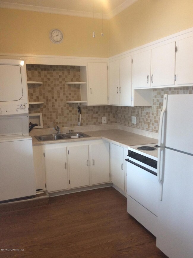 622 N 624 Main unit 4, Scranton, PA 18504 - photo 2