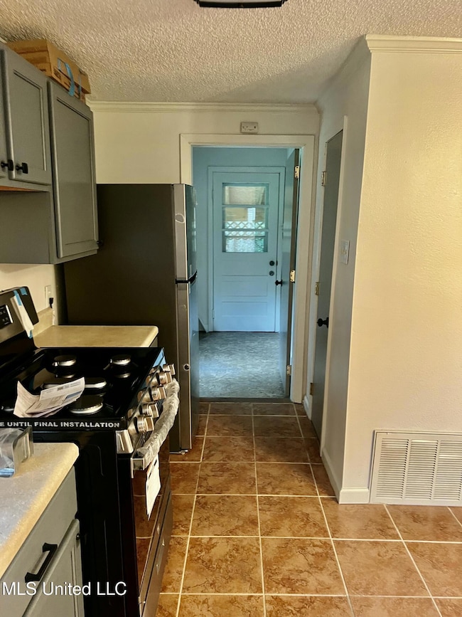 1406 Polk Ave, Pascagoula, MS 39567 - photo 7