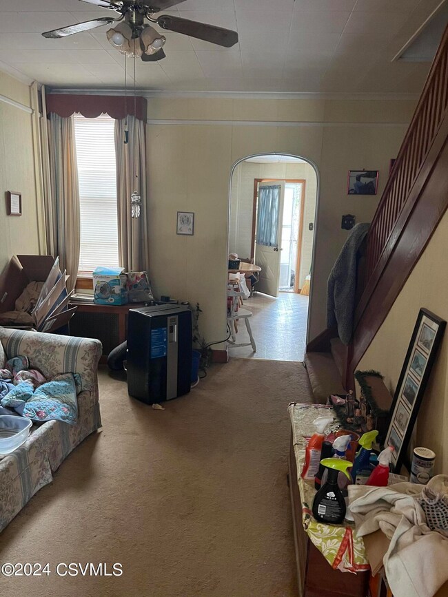 125 S Pearl St, Shamokin, PA 17872 - photo 4