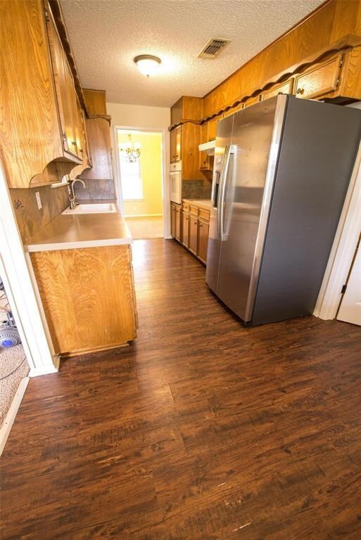 3624 Harber Dr, Bedford, TX 76021 - photo 3