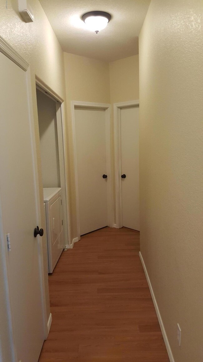 tacoma_hallway