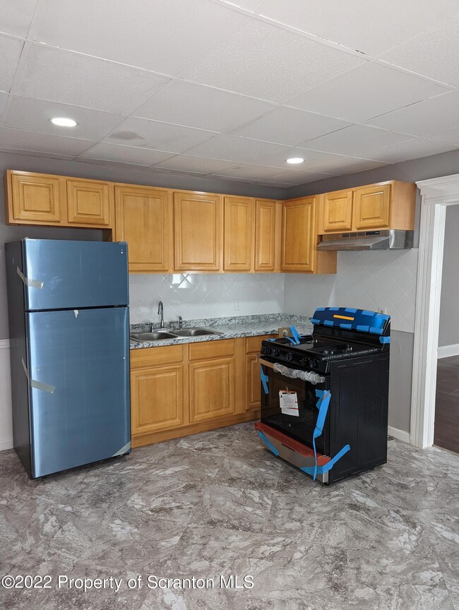 827 N Main 1st Floor Ave, Scranton, PA 18504 - photo 7