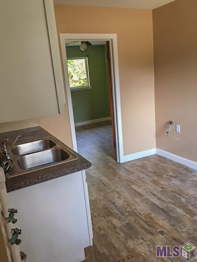 5680 Matthews St, Baton Rouge, LA 70812 - photo 7