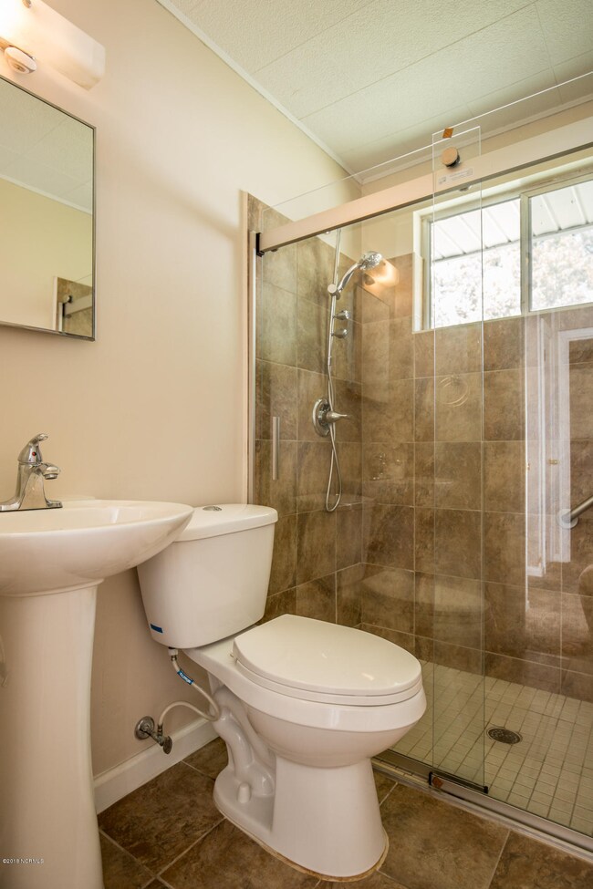 708 Doris Ave, Jacksonville, NC 28540 - photo 6