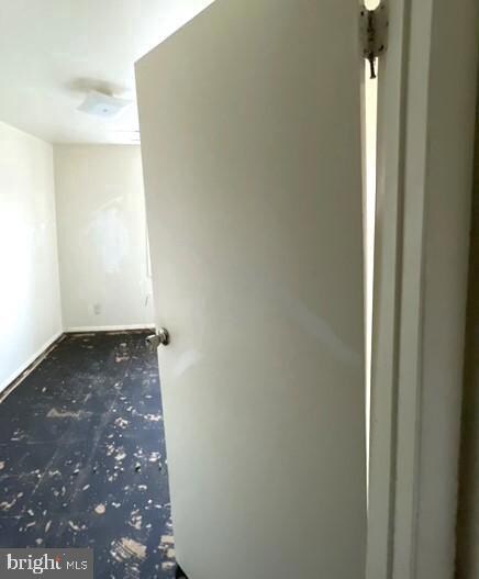 2823 Hollins Ferry Rd, Baltimore, MD 21230 - photo 7