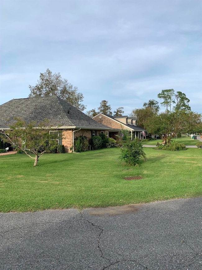 603 Evergreen St, Thibodaux, LA 70301 - photo 5