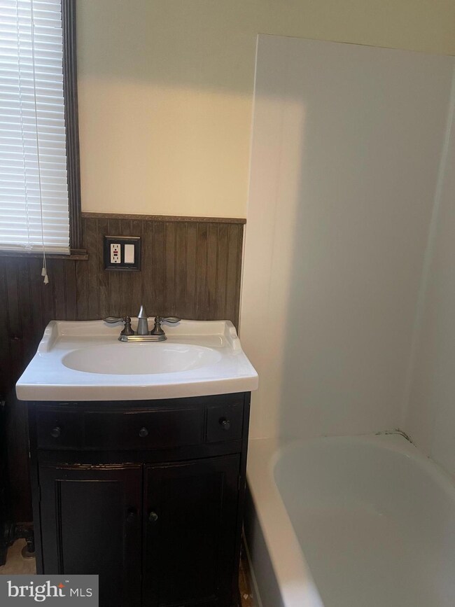 112 8th Ave unit 1ST FLOOR, Haddon Heights, NJ 08035 - photo 6