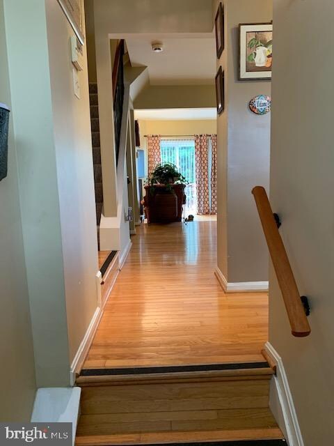 7732 Cypress St, Laurel, MD 20707 - photo 2