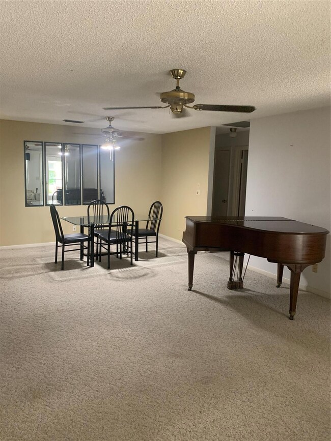 8653 SW 96 St Ocala unit C, Other City - In the State of Florida, FL 34481 - photo 5