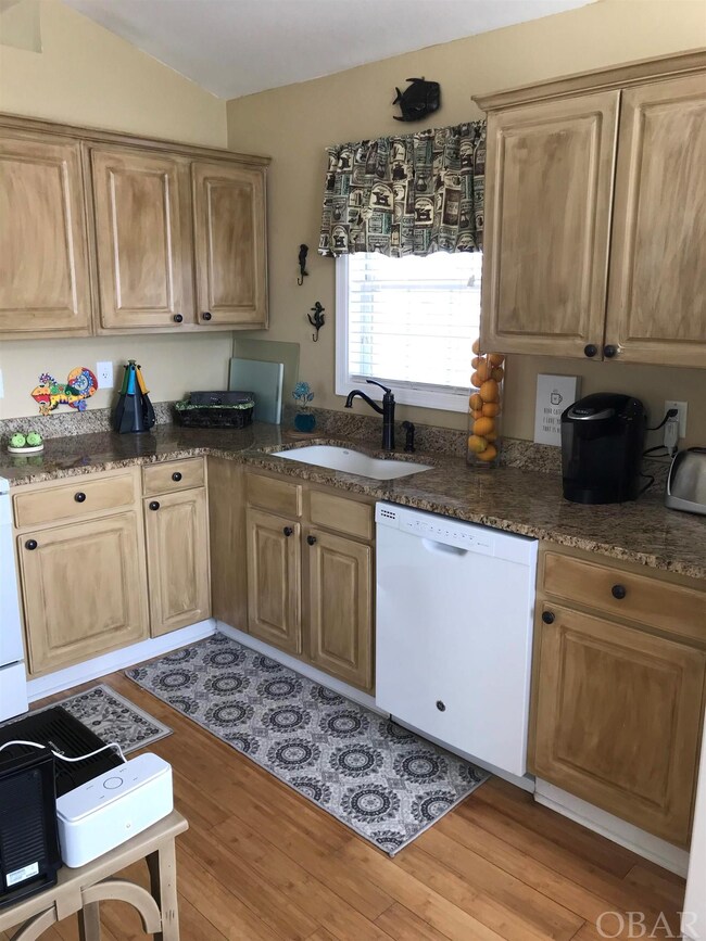 801 8th Ave, Kill Devil Hills, NC 27948 - photo 3