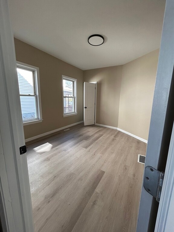 52 Osgood St unit 1, Springfield, MA 01107 - photo 6