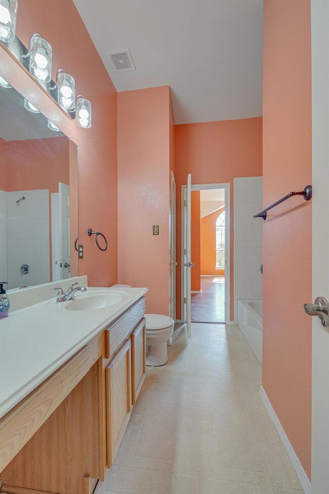 2nd Hallway Bathroom