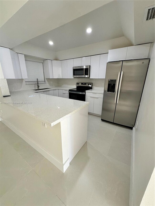 5151 SW 121st Terrace, Cooper City, FL 33330 - photo 2