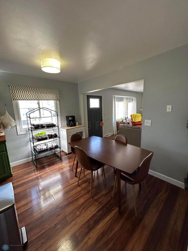 94 27th Ave N, Fargo, ND 58102 - photo 5