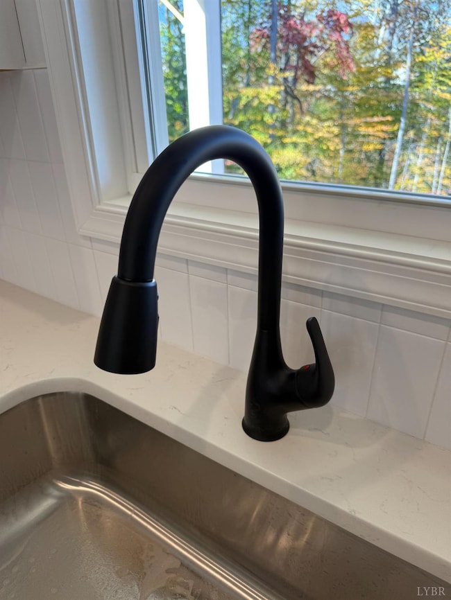 110 Aaron Place unit 603, Lynchburg, VA 24502 - photo 5