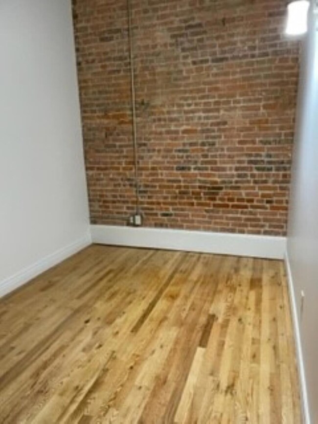 208 W Michigan Ave unit 2J, Ypsilanti, MI 48197 - photo 5