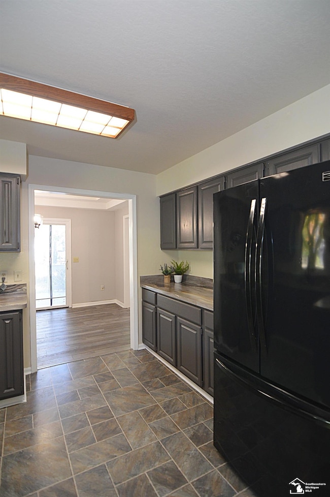 1412 Winding Way, Temperance, MI 48182 - photo 6