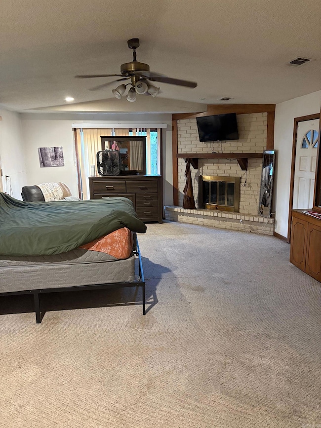 1210 W 16th St, Stuttgart, AR 72160 - photo 3