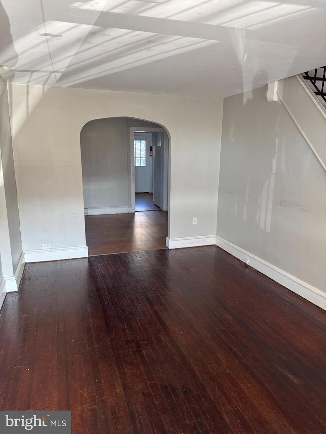 259 N 13th St, Reading, PA 19604 - photo 4