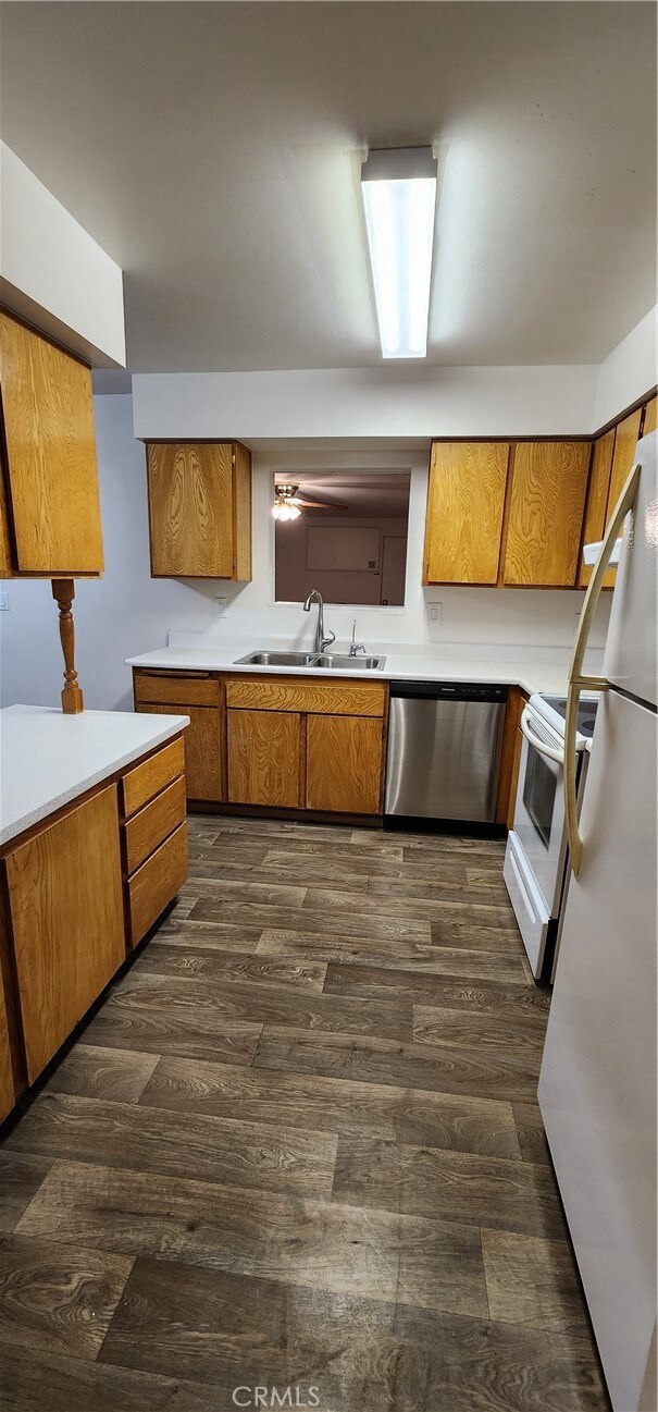 1030 N Lovekin Blvd unit 27, Blythe, CA 92225 - photo 5