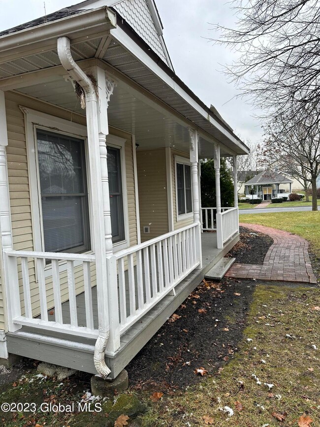 1 Kensington Place, Albany, NY 12209 - photo 3