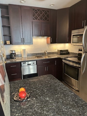 7 Aberdeen St unit 9, Boston, MA 02215 - photo 6