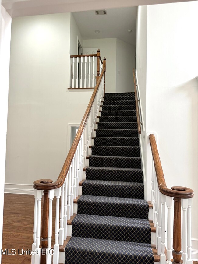 110 Bellemeade Stair