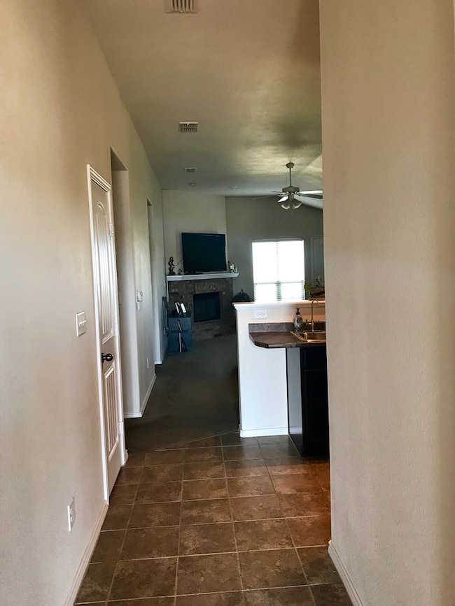 9427 Lamar Ave, Odessa, TX 79765 - photo 3