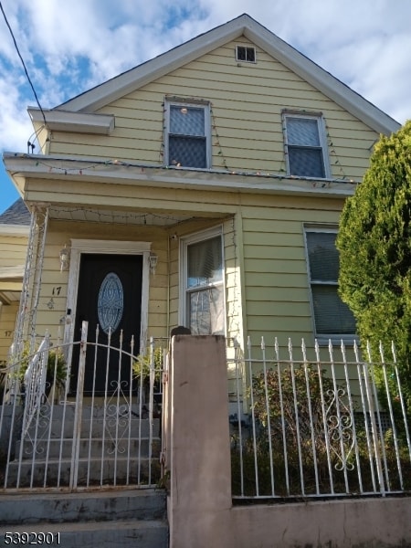 17 N 12th St unit 2, Haledon, NJ 07508 - photo 3