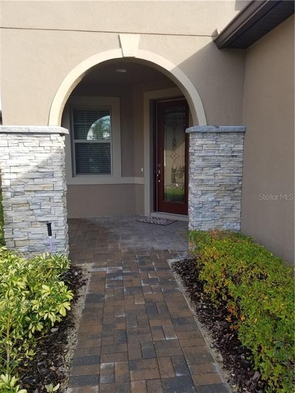 593 Cantabria Dr, Davenport, FL 33837 - photo 2