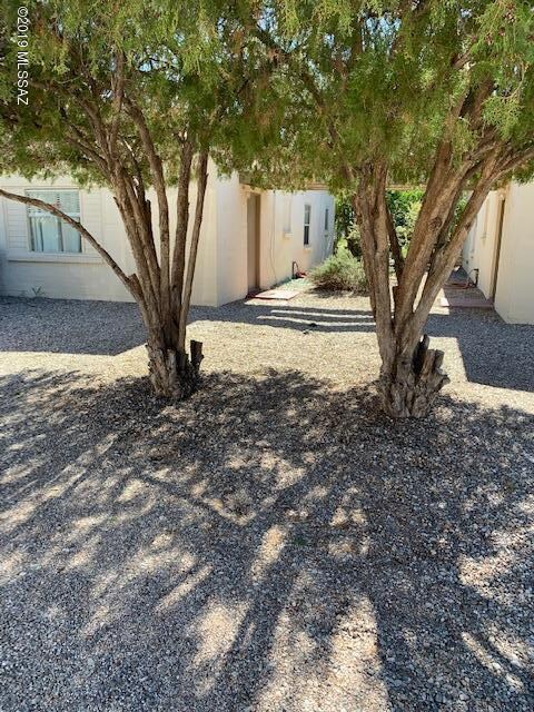 Front Casitas